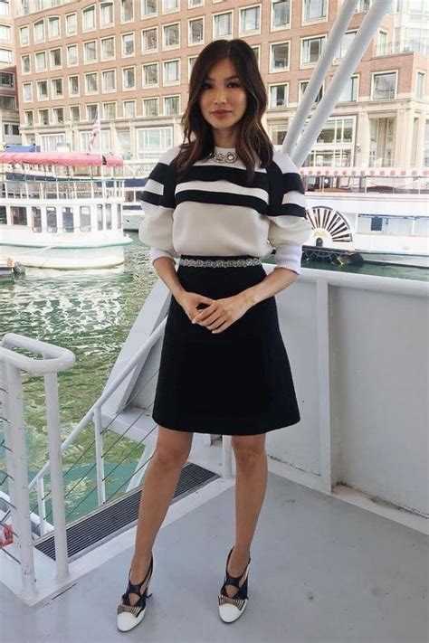 gemma chan en louis vuitton 2018